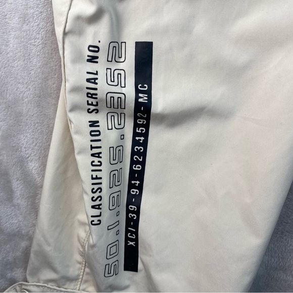 Smoke Rise Men’s XL Printed Utility Nylon Joggers - Picture 13 of 13